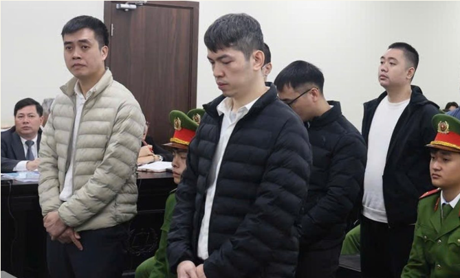 Báo điện tử Tiền Phong Các bị cáo nghe tòa tuyên án. 1