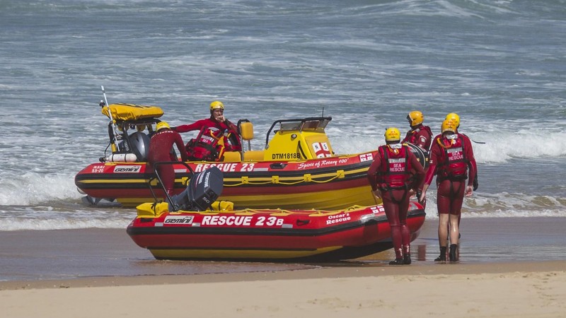 Heroic rescue at Wilderness Beach: Surfer saves man from drowning
