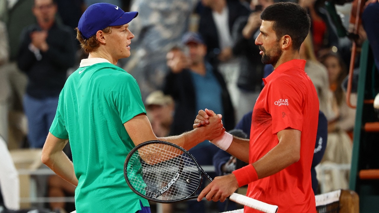 Australian Open: Jannik Sinner, Novak Djokovic on course for semi-final showdown<br>