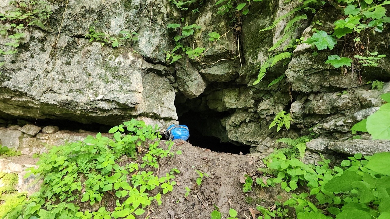 A 16-mile cave runs along this river - and it hides pink geodes