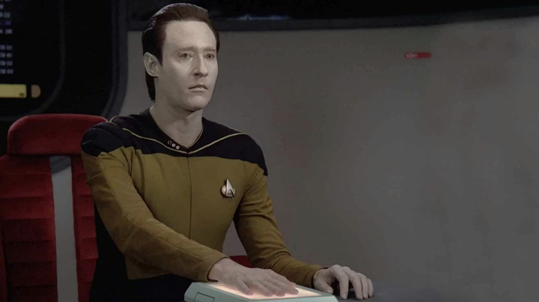 10 Star Trek episodes that were ahead of their time