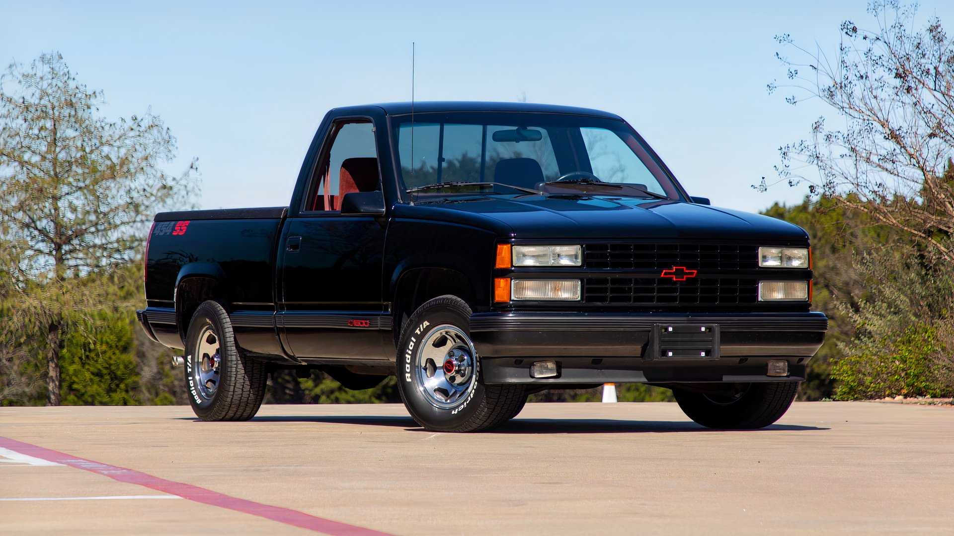 3/4 front view of 1991 Chevrolet 454 SS