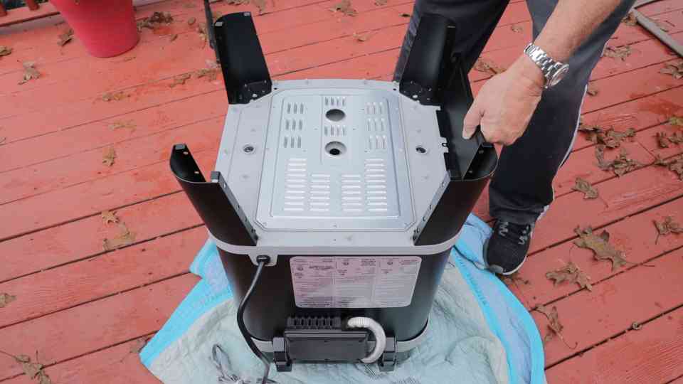 Masterbuilt 20 quart 7 in 1 outdoor air fryer first look