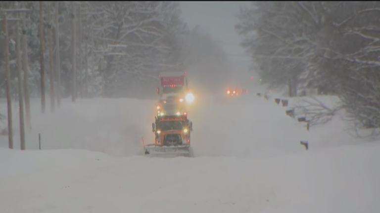 Lake effect snow prompts winter storm warning for Northwest Indiana on ...