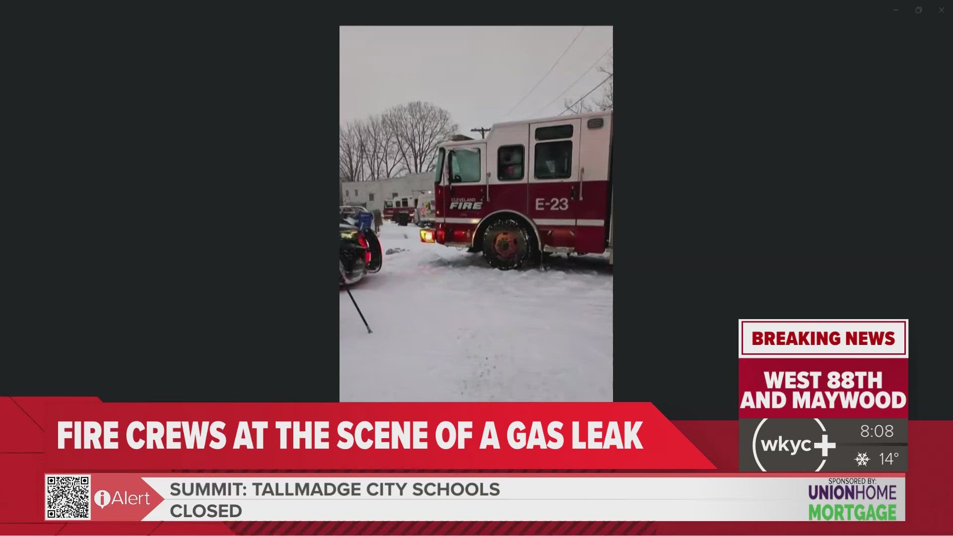 Gas leak shuts down part of Maywood Avenue in Cleveland after crash