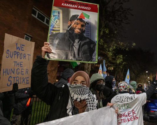 Activists demonstrating in support of Palestine Action hunger strikers outside Pentonville prison in London. Photograph: Guy Smallman/Getty Images