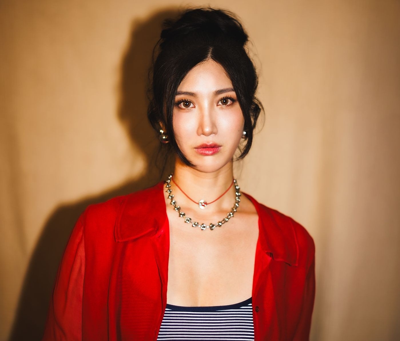 Ejae - thực tập sinh bị chối bỏ thành hiện tượng toàn cầu