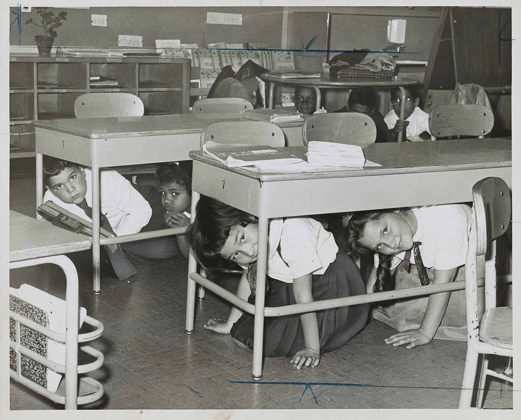 15 things school kids did in the 1960s that are unheard of today