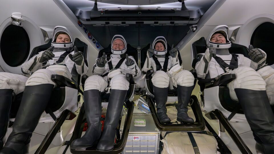 NASA makes first medical evacuation, sends ailing astronaut back to ...