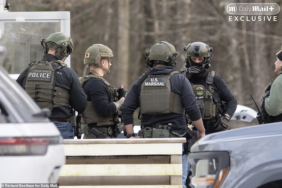 Insiders: Armed raid of Busfield's mountain hideout was 'total screw up'