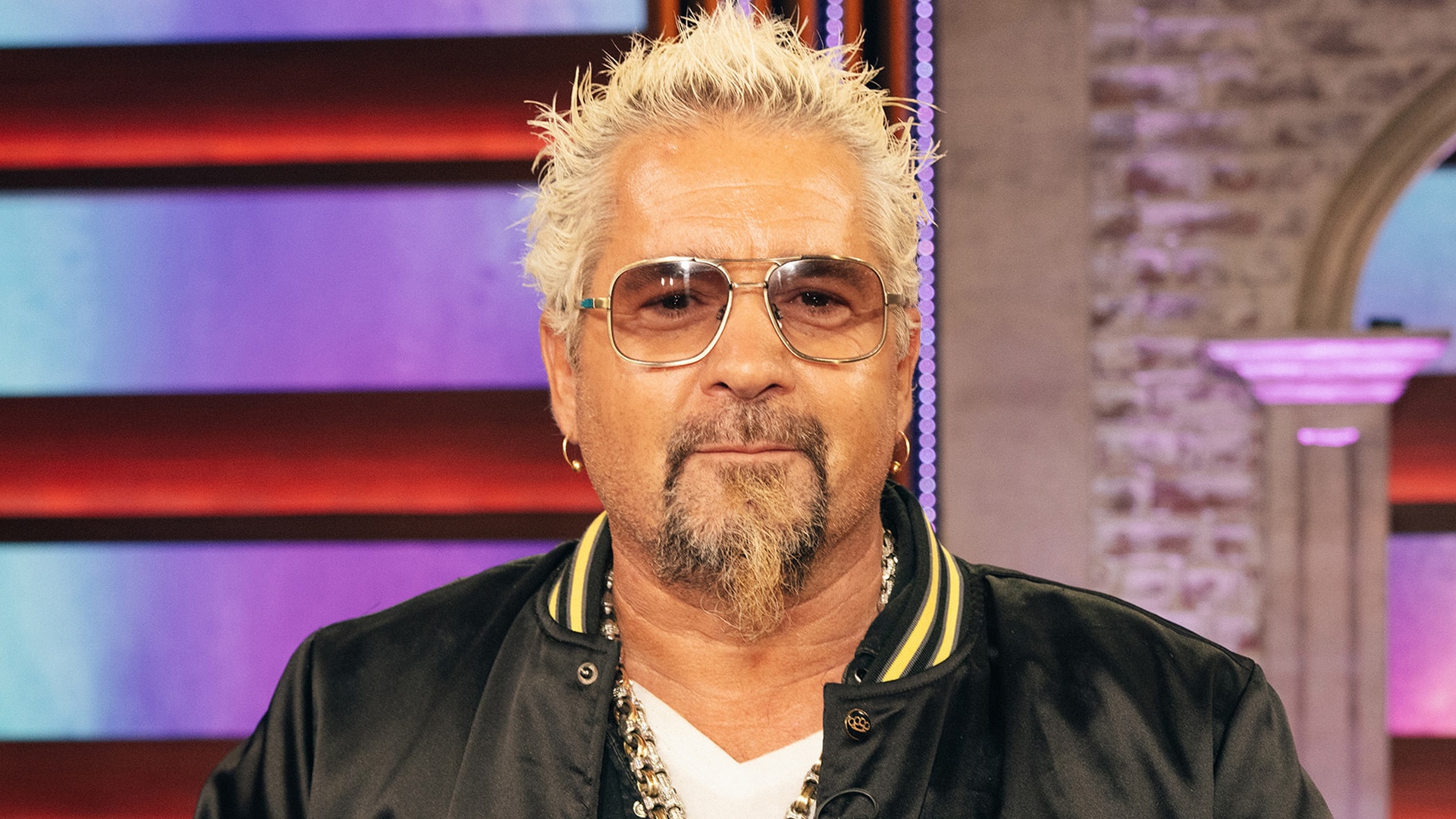 Guy Fieri shares health update after tearing his quad muscle in half<br><br>