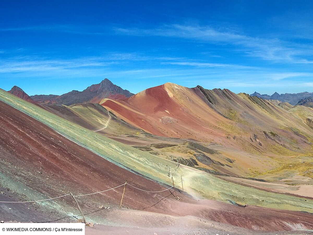 Découvrez Vinicunca, la montagne aux 7 couleurs du Pérou — free download