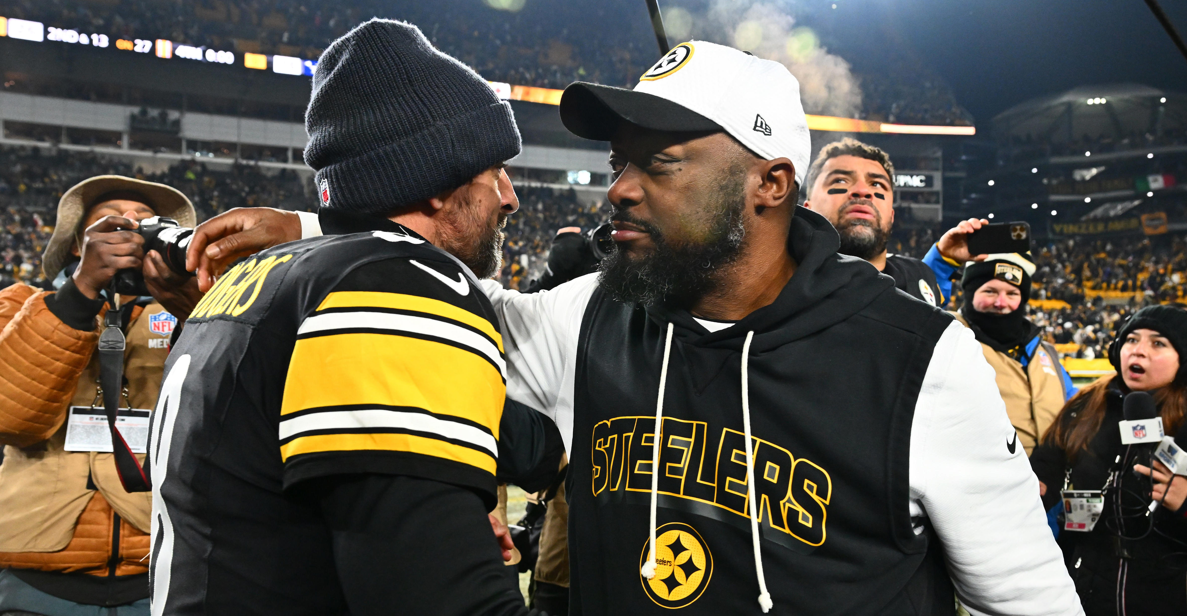Aaron Rodgers had tearful message for Mike Tomlin after resignation<br>