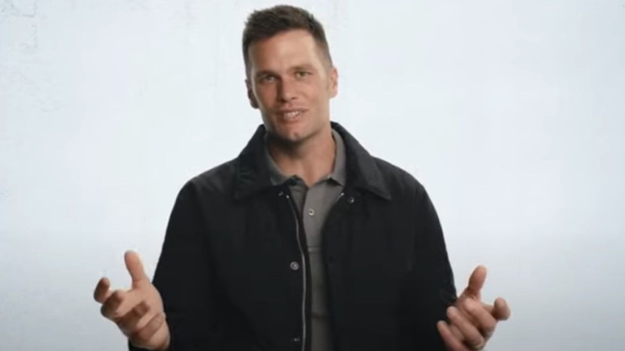 Tom Brady's dating life is seemingly everywhere, but he gets real about ...