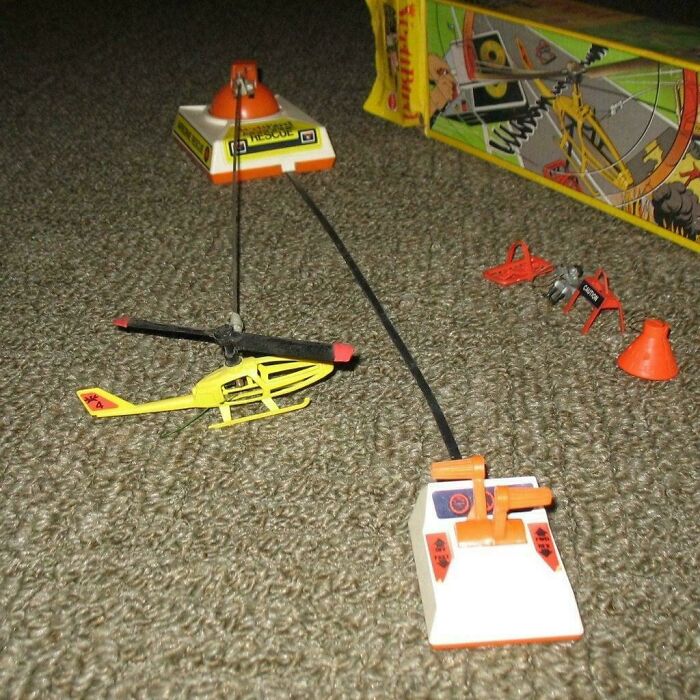 “Visual Nostalgia”: 96 Things That Don’t Exist Any More But People Still Miss