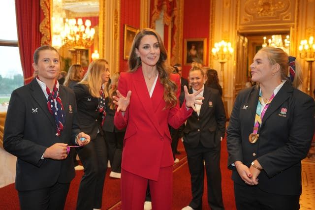 Kate tells Red Roses her children play rugby at home