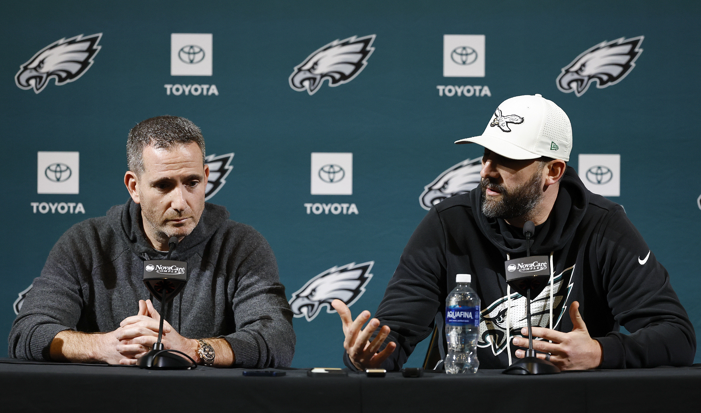 Nick Sirianni’s forceful vote of confidence from Howie Roseman, and some AJ Brown trade talk highlight Eagles news conference