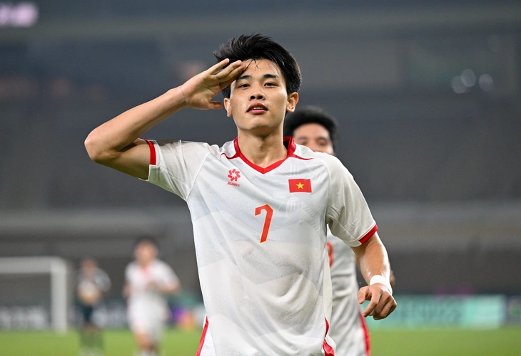 Đình Bắc được đề cử bàn thắng đẹp nhất vòng bảng U23 châu Á 2026