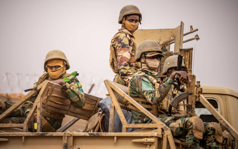 us-approves-413m-for-nigeria-s-anti-insurgency-war-in-west-africa