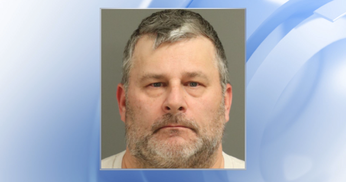 ‘TikTok trickster’ with more than 30 aliases arrested at Cary apartment<br><br>