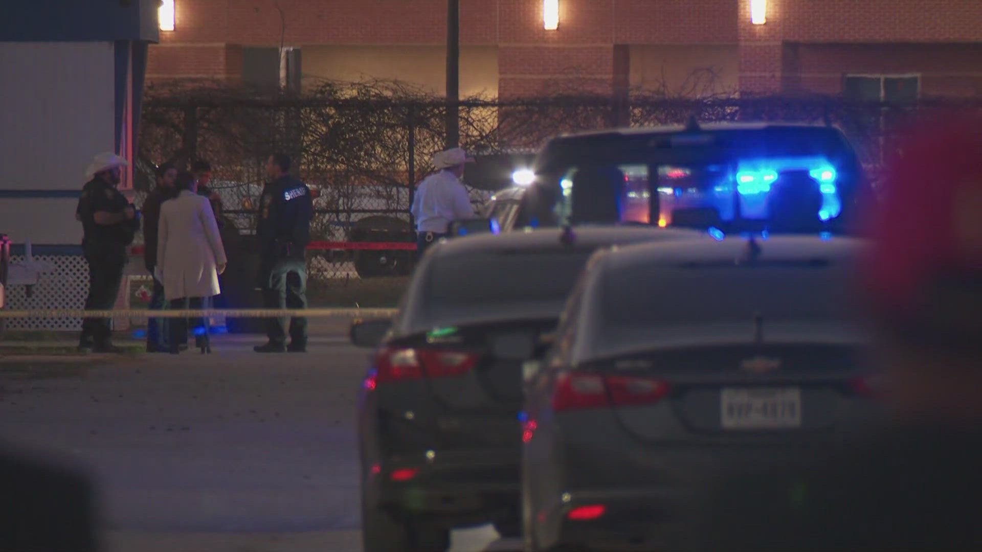 Man shot by deputies dies in Channelview area