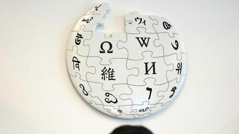 Wikipedia signs AI deal with Amazon, Meta, Microsoft and Perplexity on ...