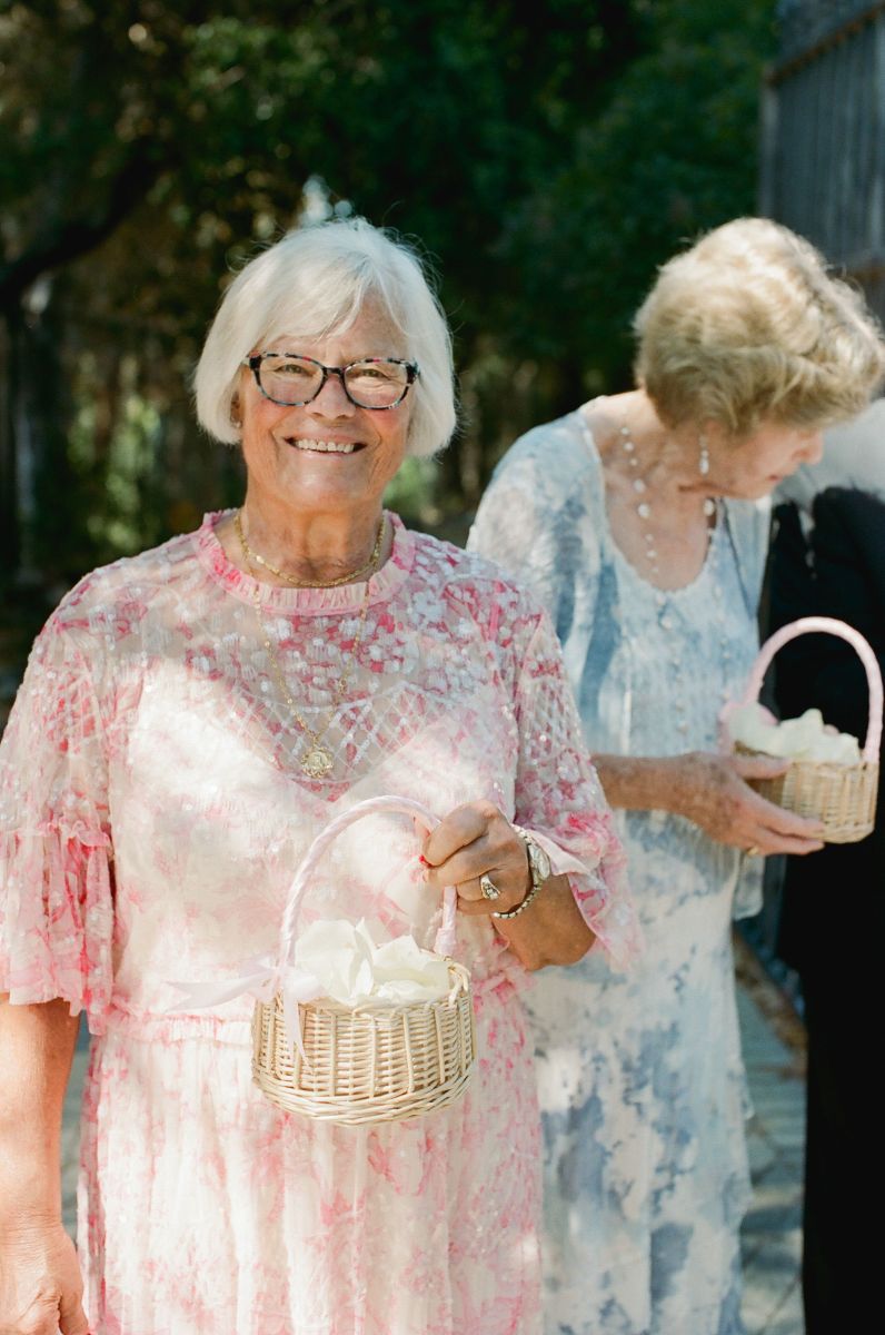 12 times grannies & grandads at weddings melted our hearts