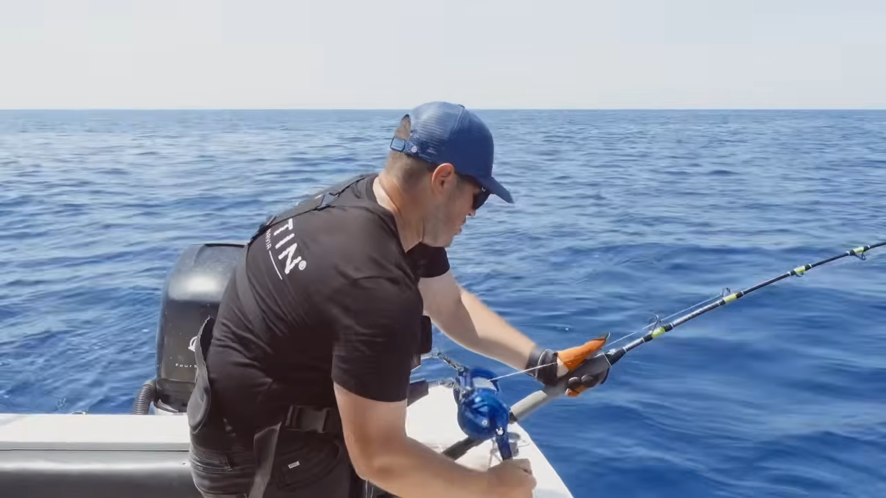Angler fangen Monsterfisch in Mittelmeer! 🤯 (Catch, clean, cook)