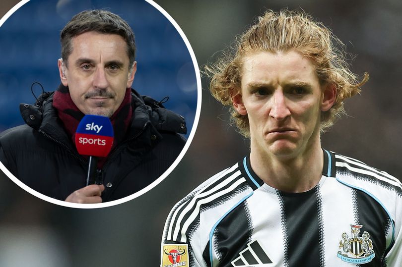 Gary Neville questions Anthony Gordon as he makes shock Newcastle ...