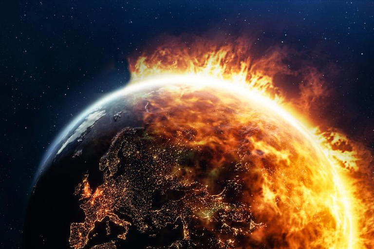 Earth could be vaporised by the sun as boffins make grim end of world ...