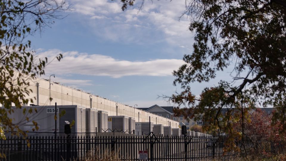 Trump and northeastern governors push for massive electricity auction ...