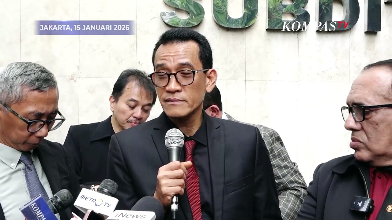 Refly Harun ungkap ada 6 versi ijazah Jokowi: Kita yakin itu tidak sama |  Watch