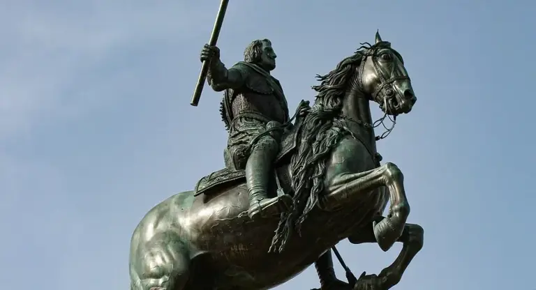 The most important historical events that shaped the modern world