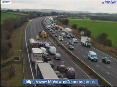 Traffic chaos as all lanes blocked on M1 southbound near Sheffield