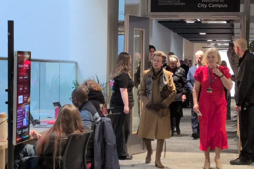 in-pictures-princess-anne-officially-opens-new-university-of