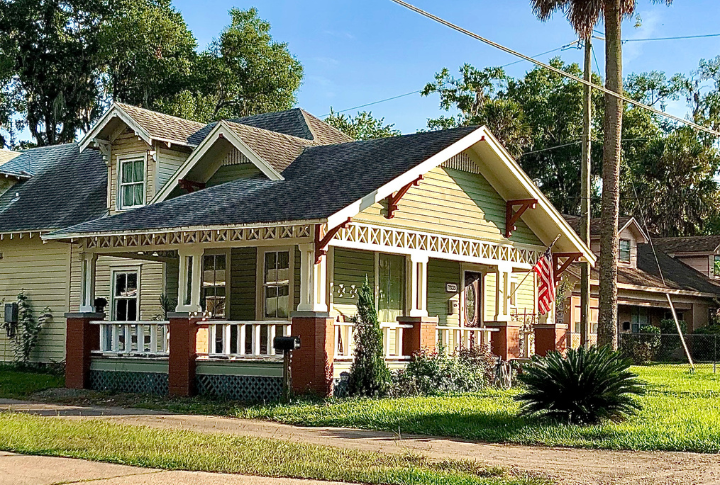 Classic elements that define craftsman-style homes