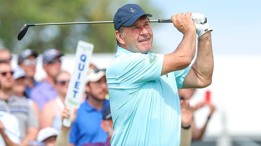 Faldo returns home after open-heart surgery<br><br>