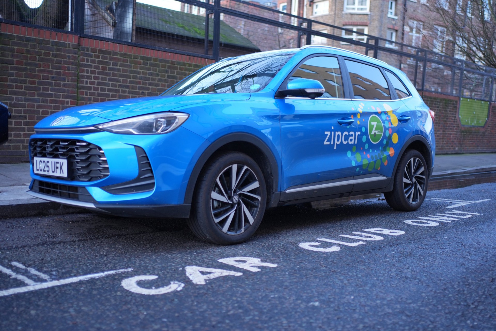 Zipcar to close, leaving 650,000 drivers stranded<br><br>