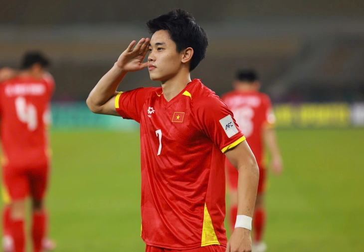 Tiền đạo Nguyễn Đình Bắc: Tôi nói anh em bình tĩnh khi bị UAE gỡ 2 bàn