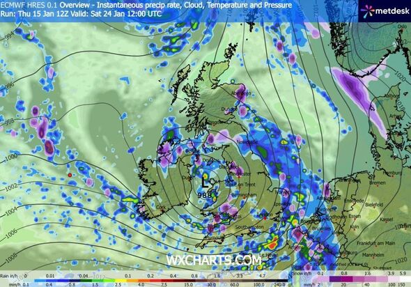 Snow forecast maps show 5 day blizzards as cities buried in England ...