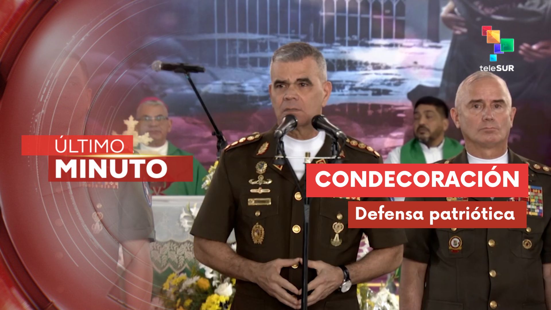 Venezuela condecora a militares por defensa de la patria