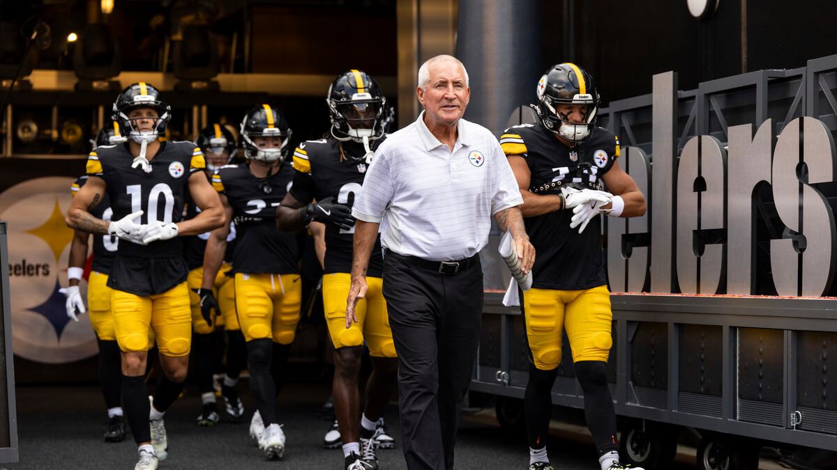 Bucs interview Steelers special teams coach Danny Smith