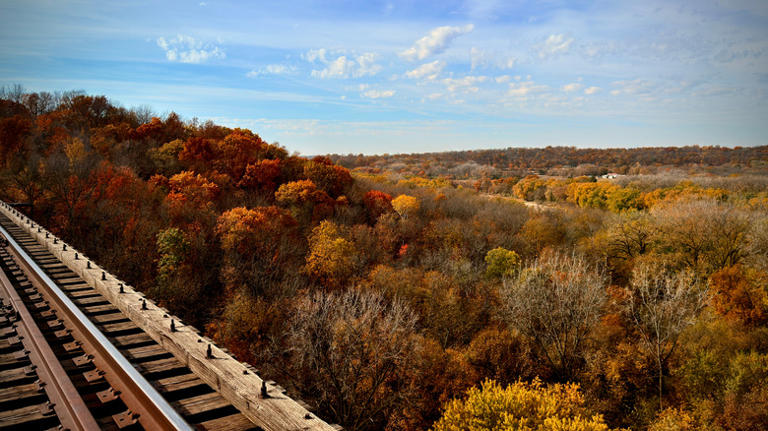 Iowa's friendly city is a scenic Midwest gem with outdoor adventures ...