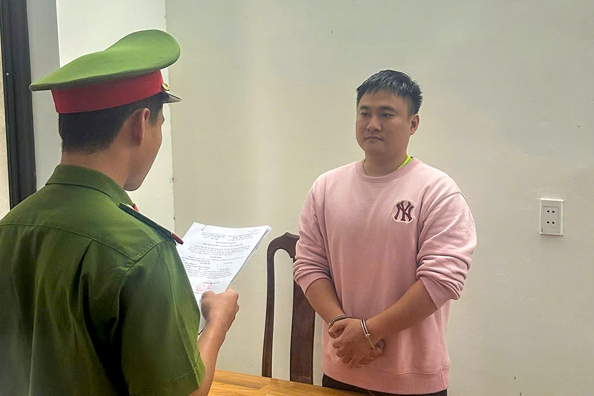 Quản lý điểm 'massage mại dâm' ở khách sạn Samdi ra đầu thú