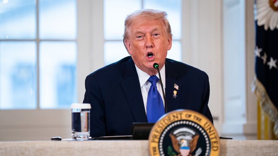 Trump threatens tariffs on countries that don't support his Greenland ...