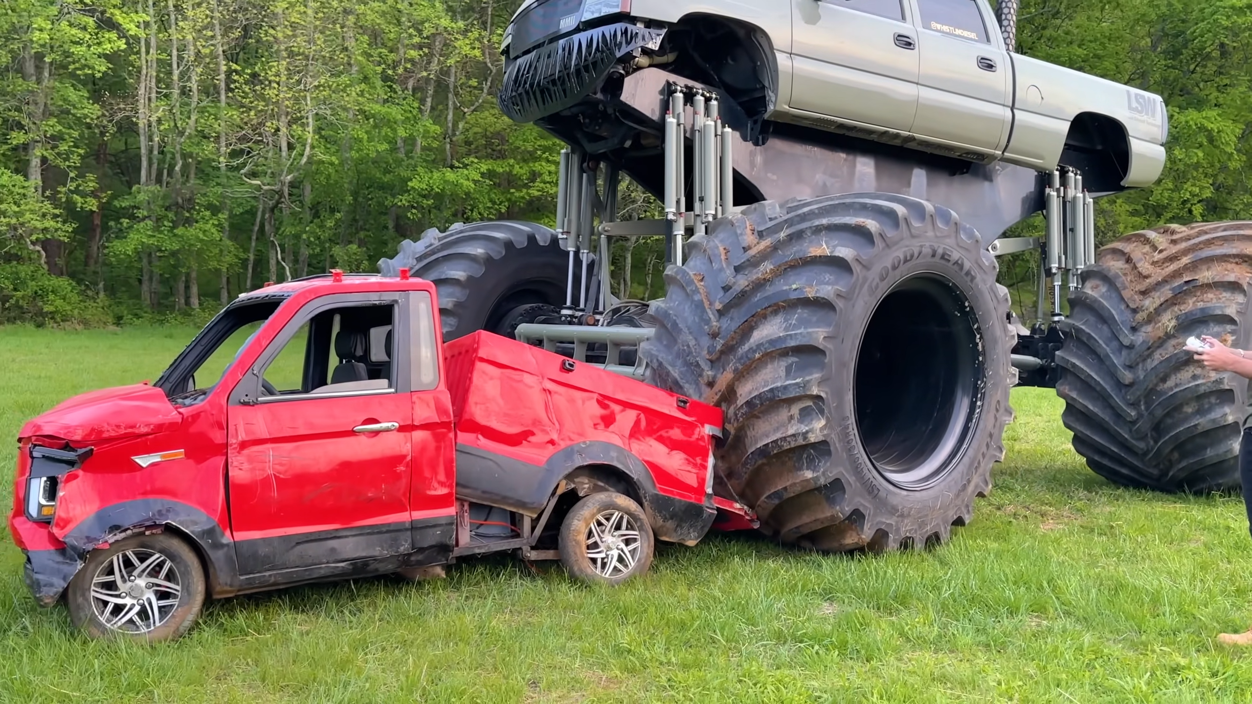 This 2,000 pickup faced a 7,000lb truck it got ugly fast