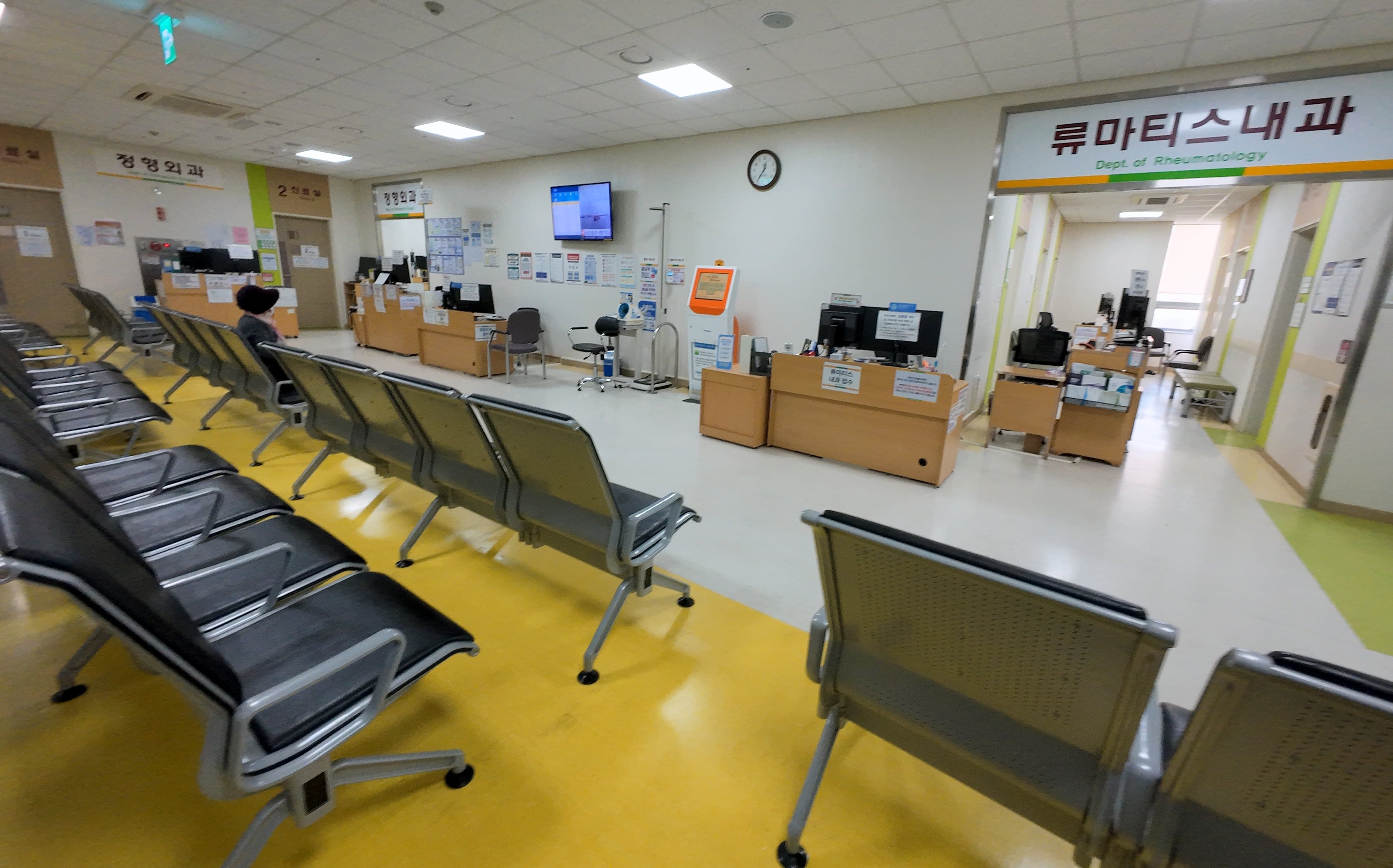 65.7 billion won hospital becomes empty shell