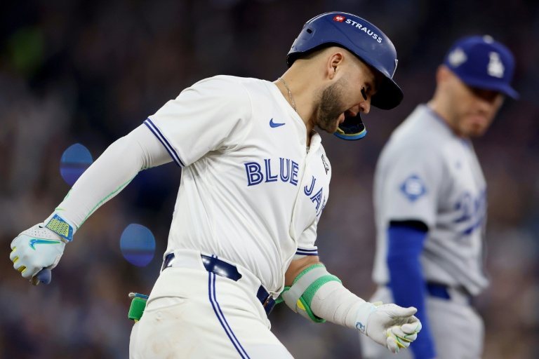 Mets sign Bichette after Tucker opts for Dodgers: reports<br><br>