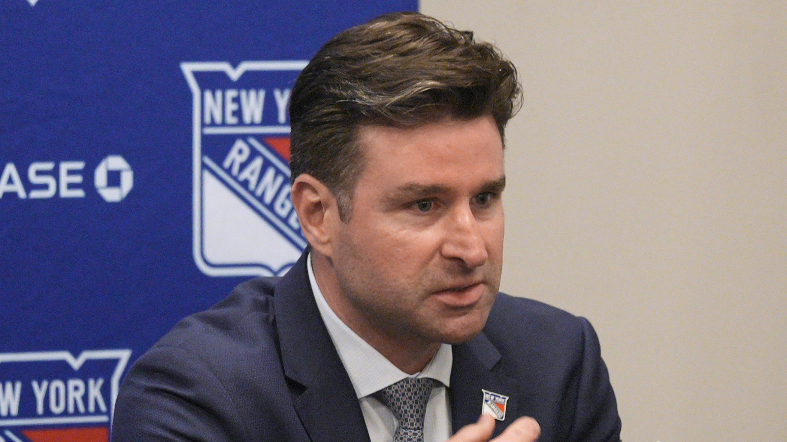 Rangers send up white flag on 2025-26 season with letter to fans