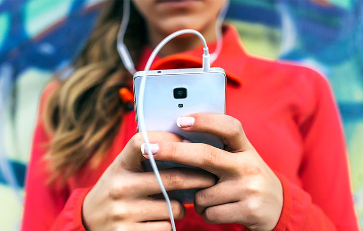 Inilah 5 alasan kenapa main hape bisa bikin diet kamu gagal total